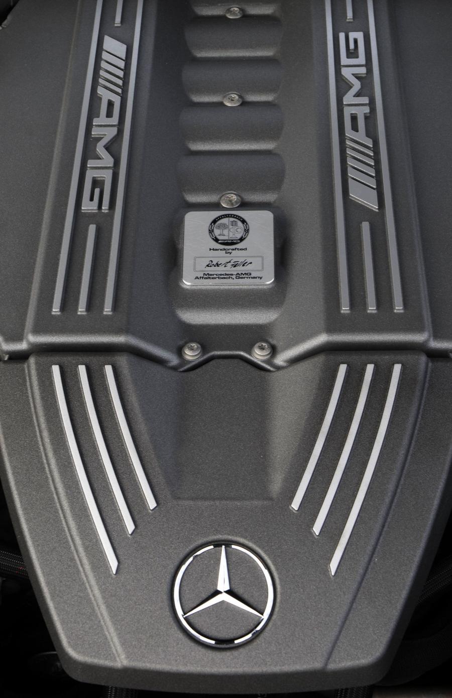 Mercedes-Benz SLS AMG 2010 года  (фото 314 из 526)